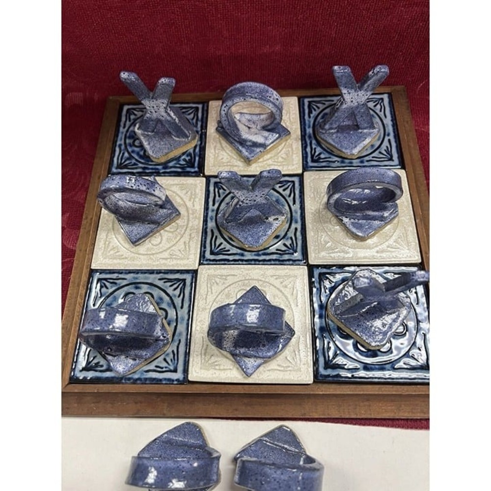 CEREMIC AND WOOD TIC TAC TOE GAME 11 x 11‎ BLUE AND WHITE (946)